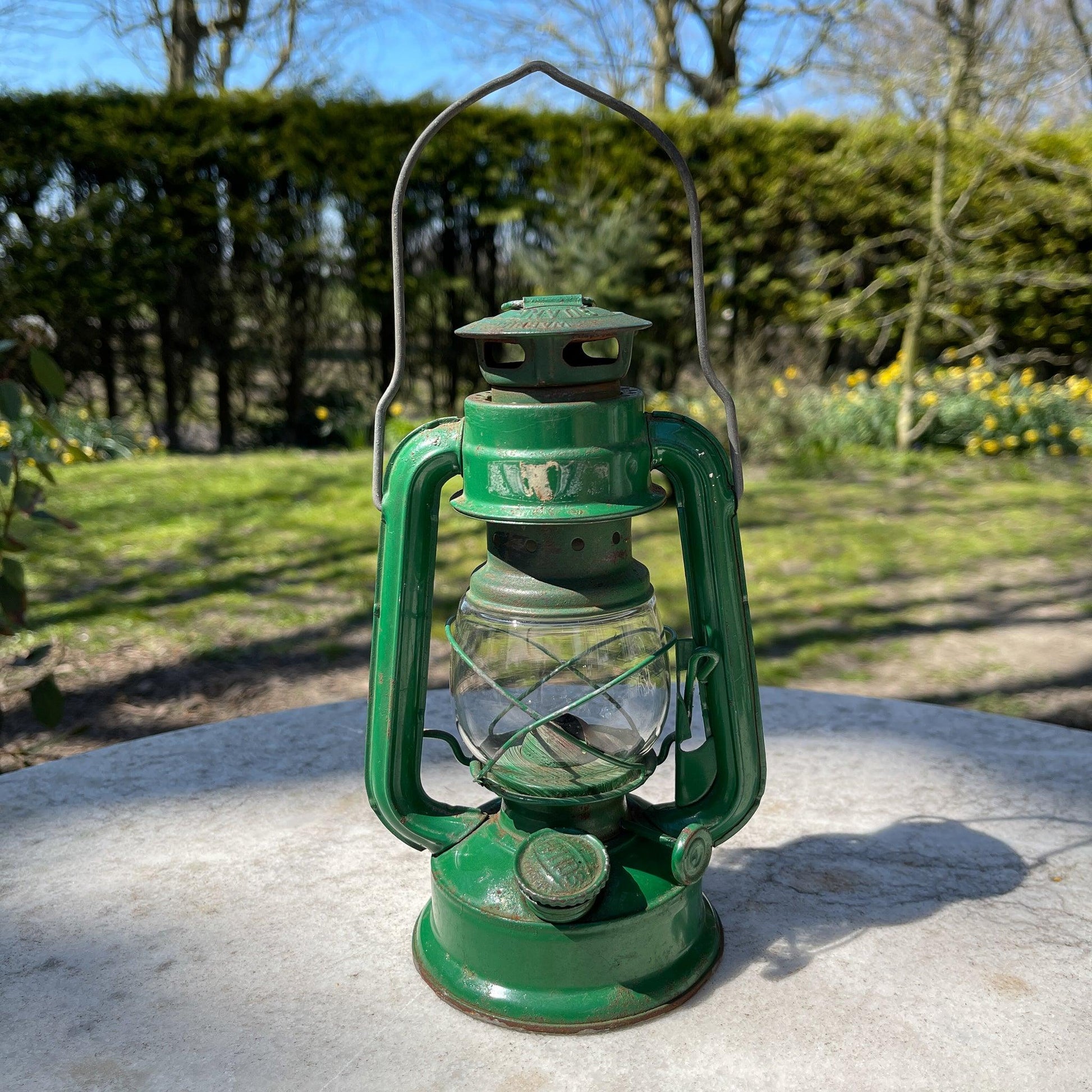 Stormlantaarn petroleum lamp Guangzhou - Bamestra Curiosa