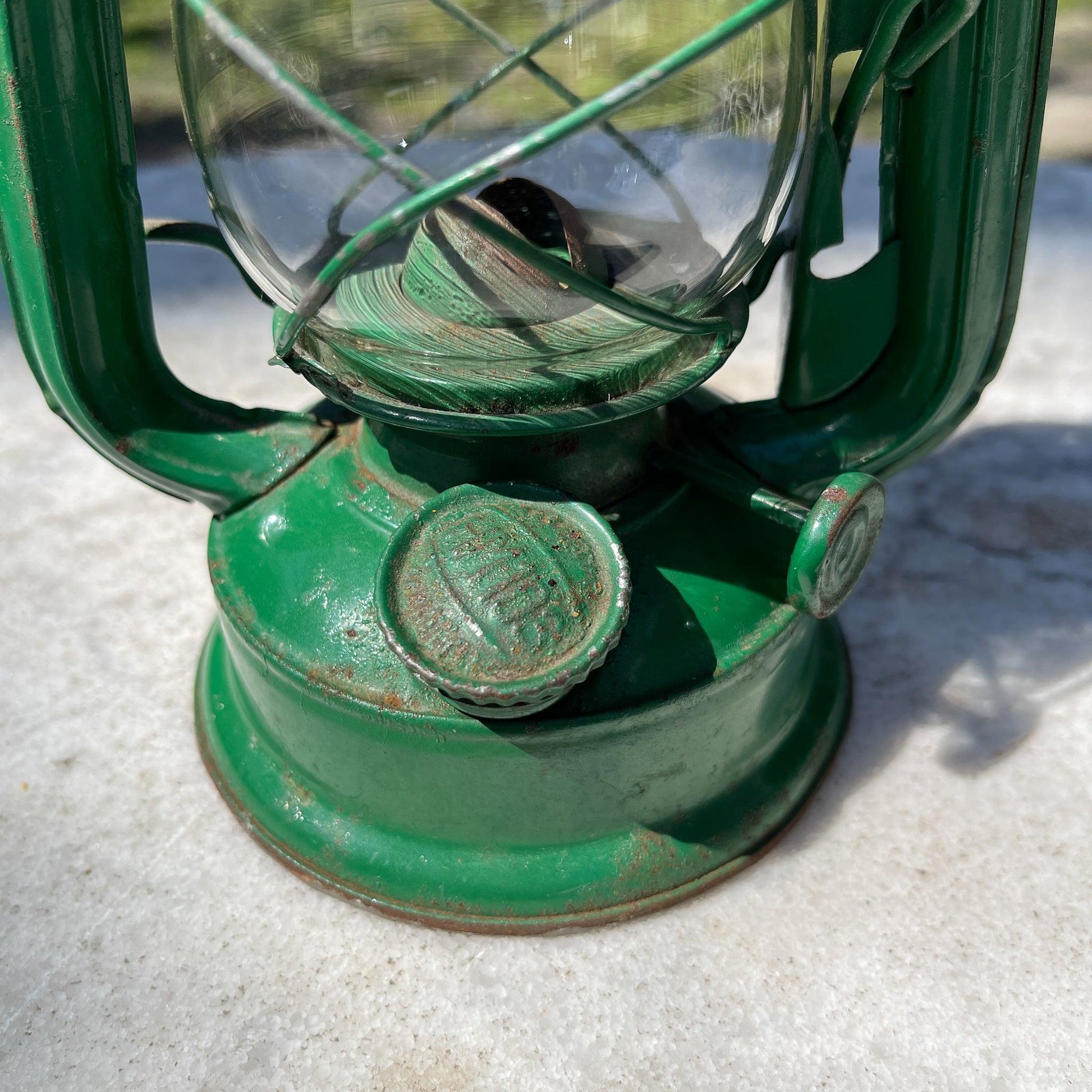 Stormlantaarn petroleum lamp Guangzhou - Bamestra Curiosa