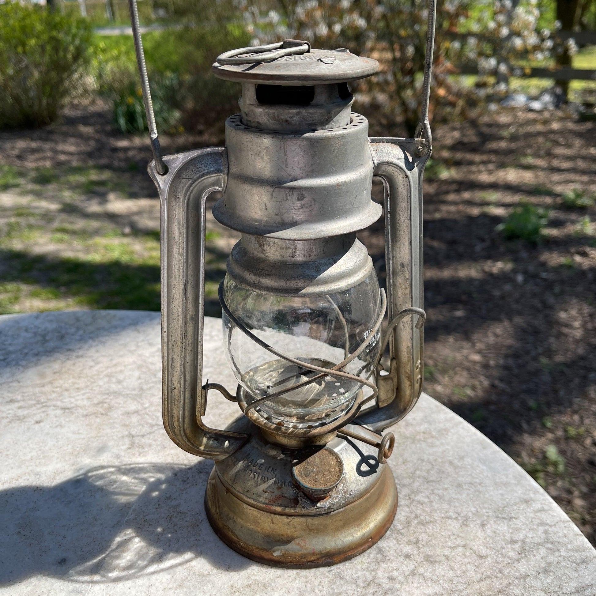 Stormlantaarn petroleum lamp Meva 863 - Bamestra Curiosa