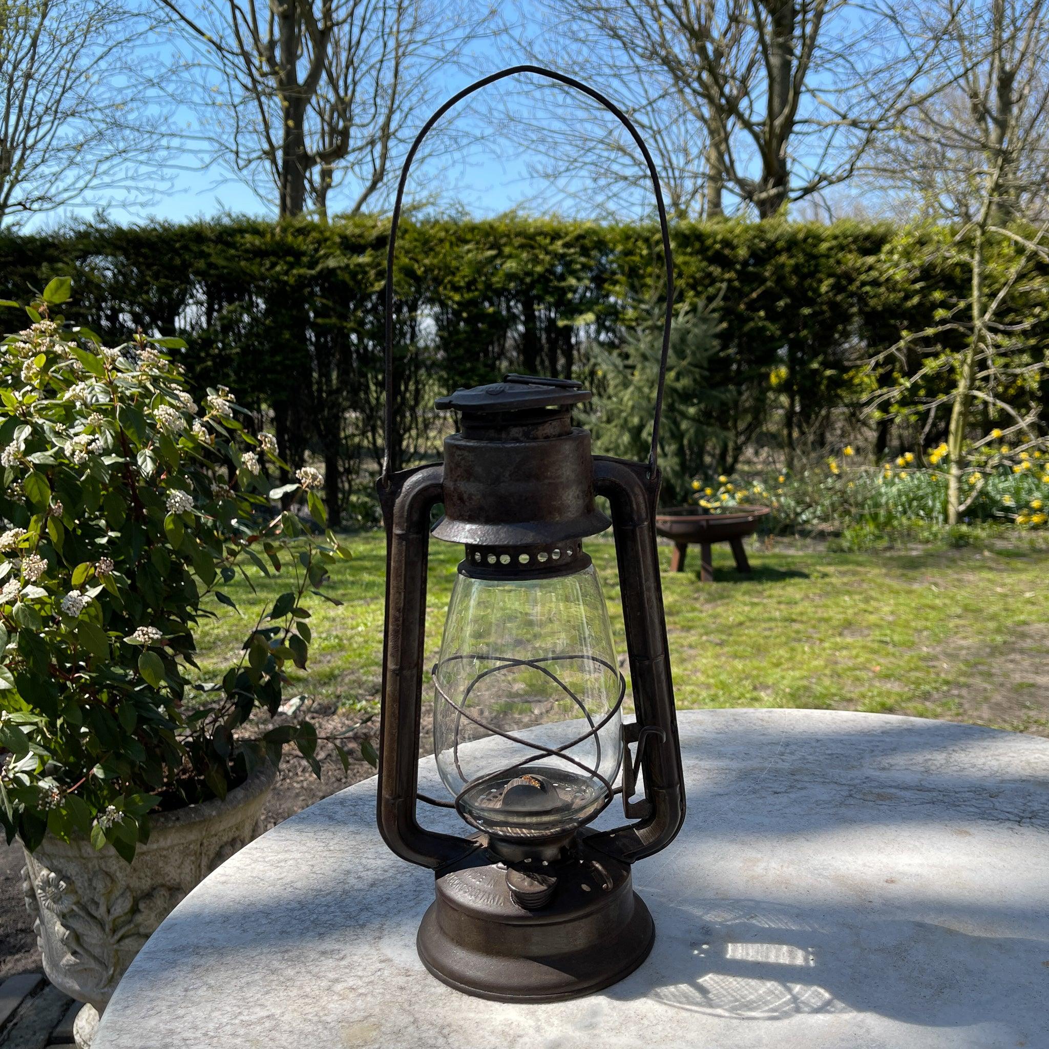 Stormlantaarn petroleum lamp Meva 865 - The Collectionist