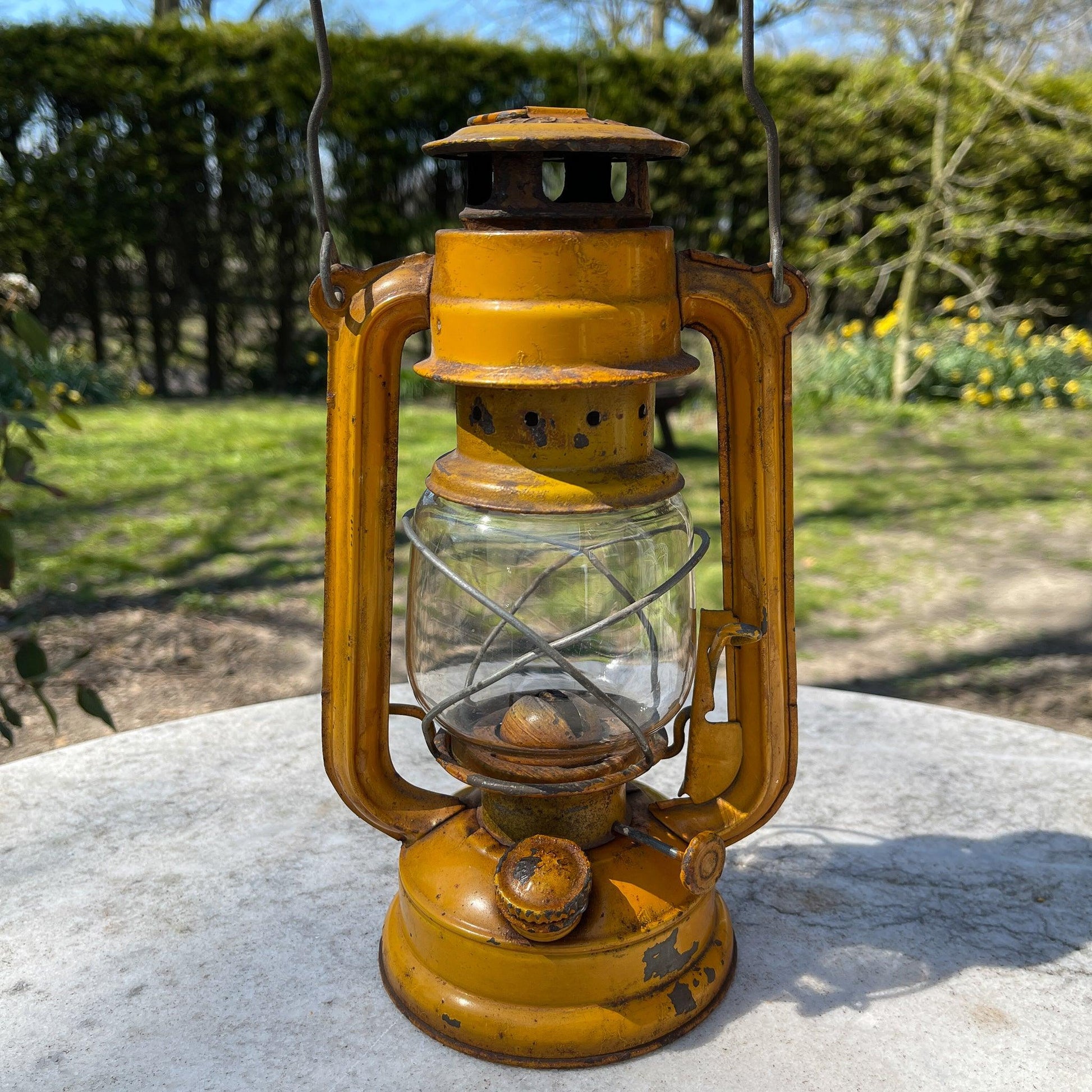 Stormlantaarn petroleum lamp Moon Light - Bamestra Curiosa