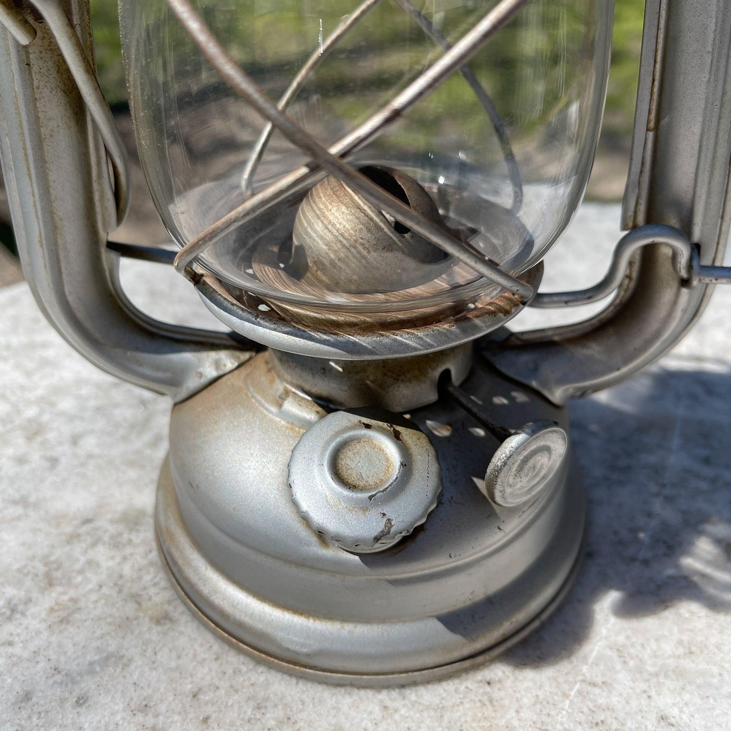 Stormlantaarn petroleum lamp No 104 - Bamestra Curiosa