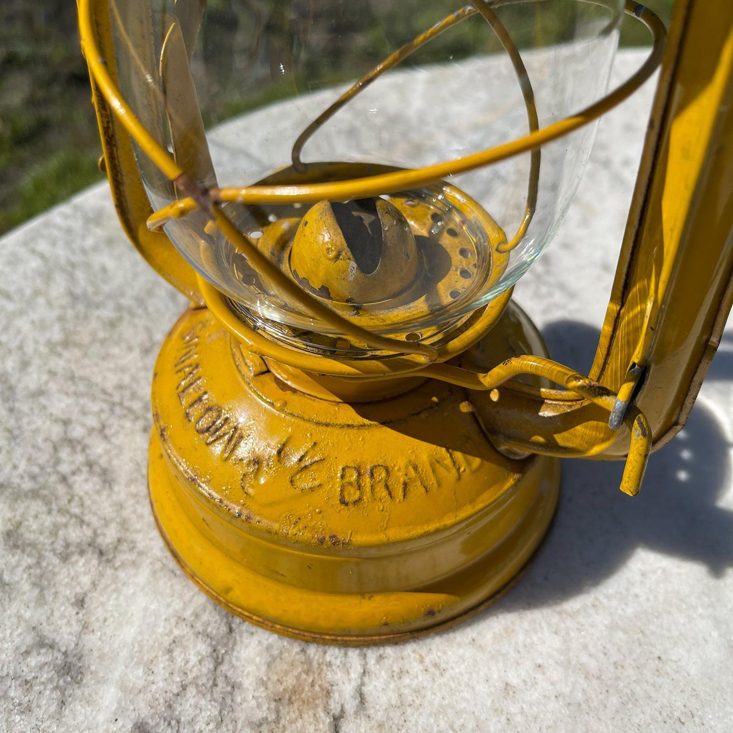 Stormlantaarn petroleum lamp Swallow Brand 235 - Bamestra Curiosa