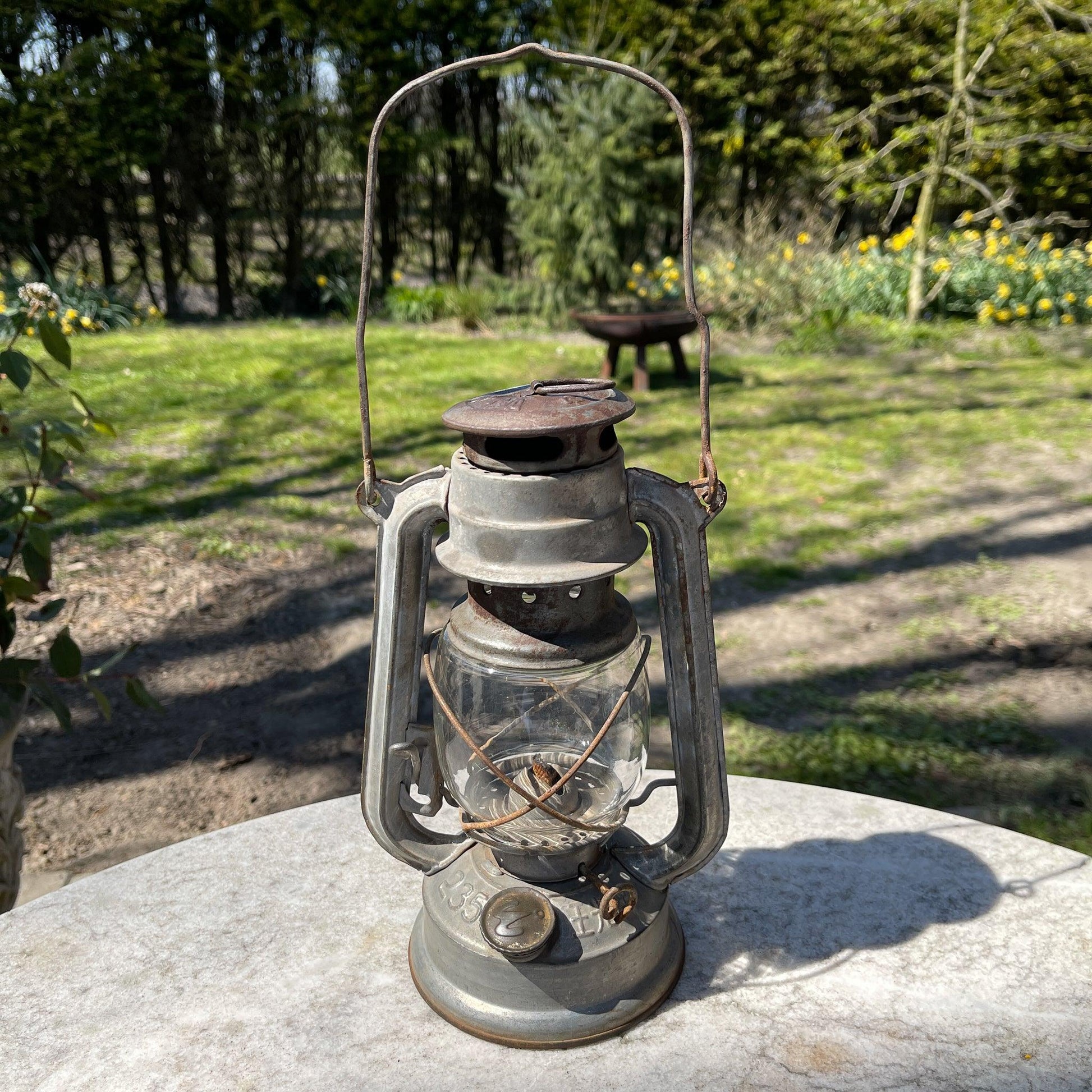 Stormlantaarn Wang Guang 235 - Bamestra Curiosa