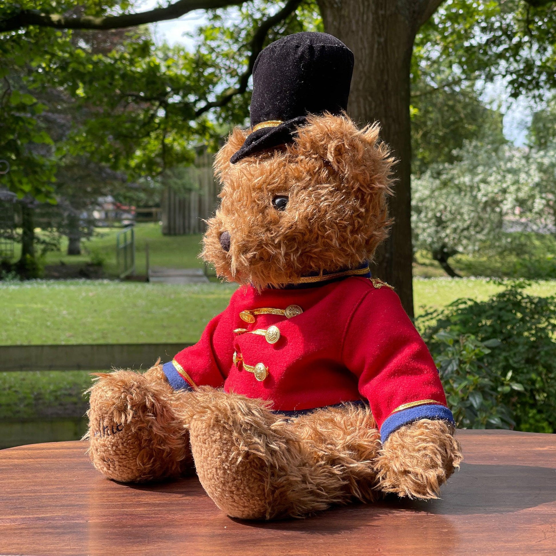 Teddybeer van Belkie (1999) - Bamestra Curiosa