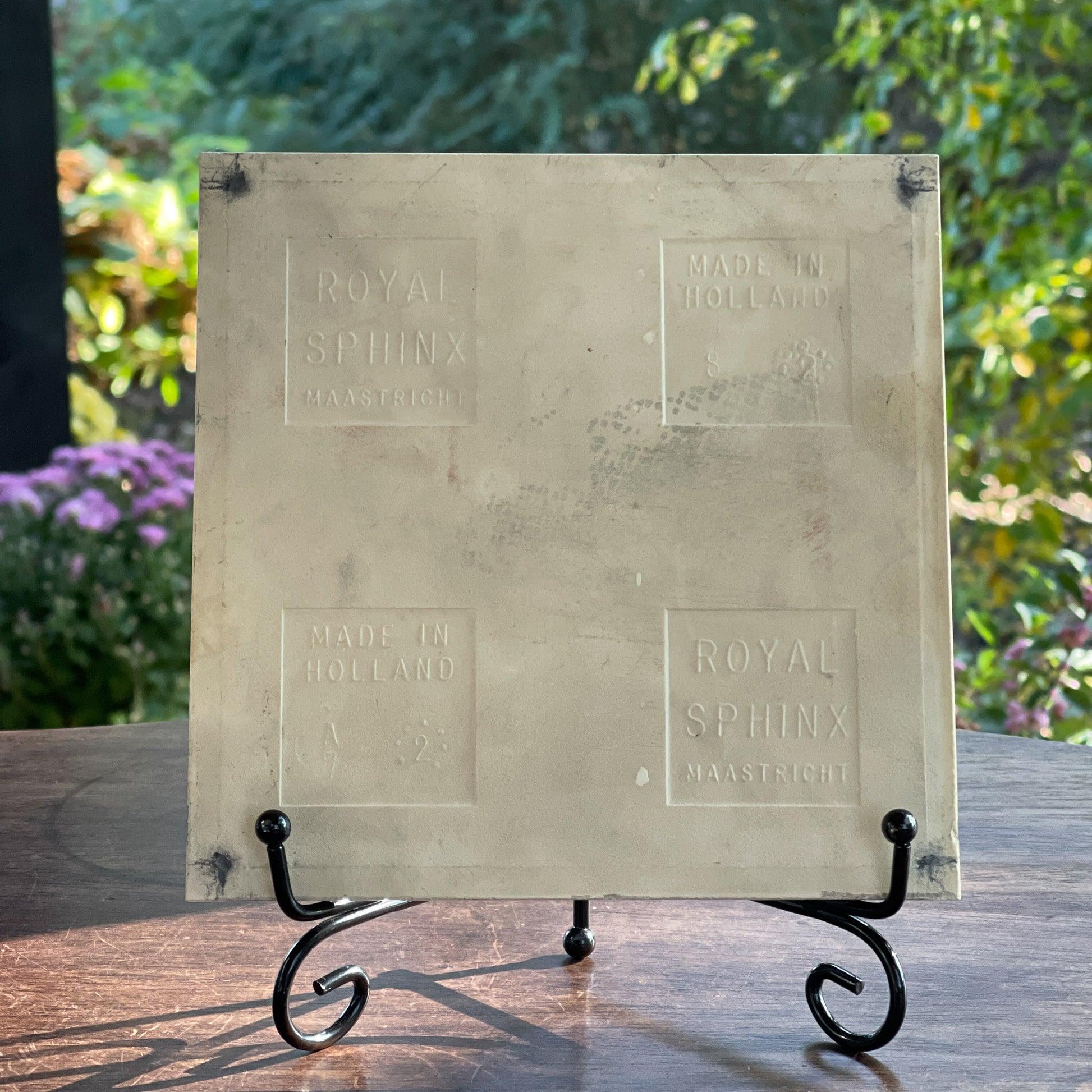 Tegel onderzetter met rozen Royal Sphinx - Bamestra Curiosa