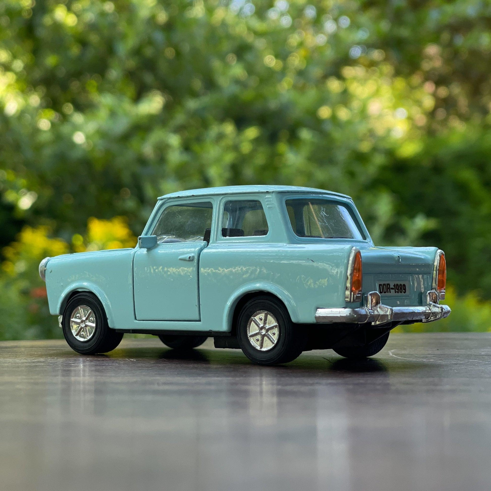 Trabant 601 met frictie aandrijving - Bamestra Curiosa