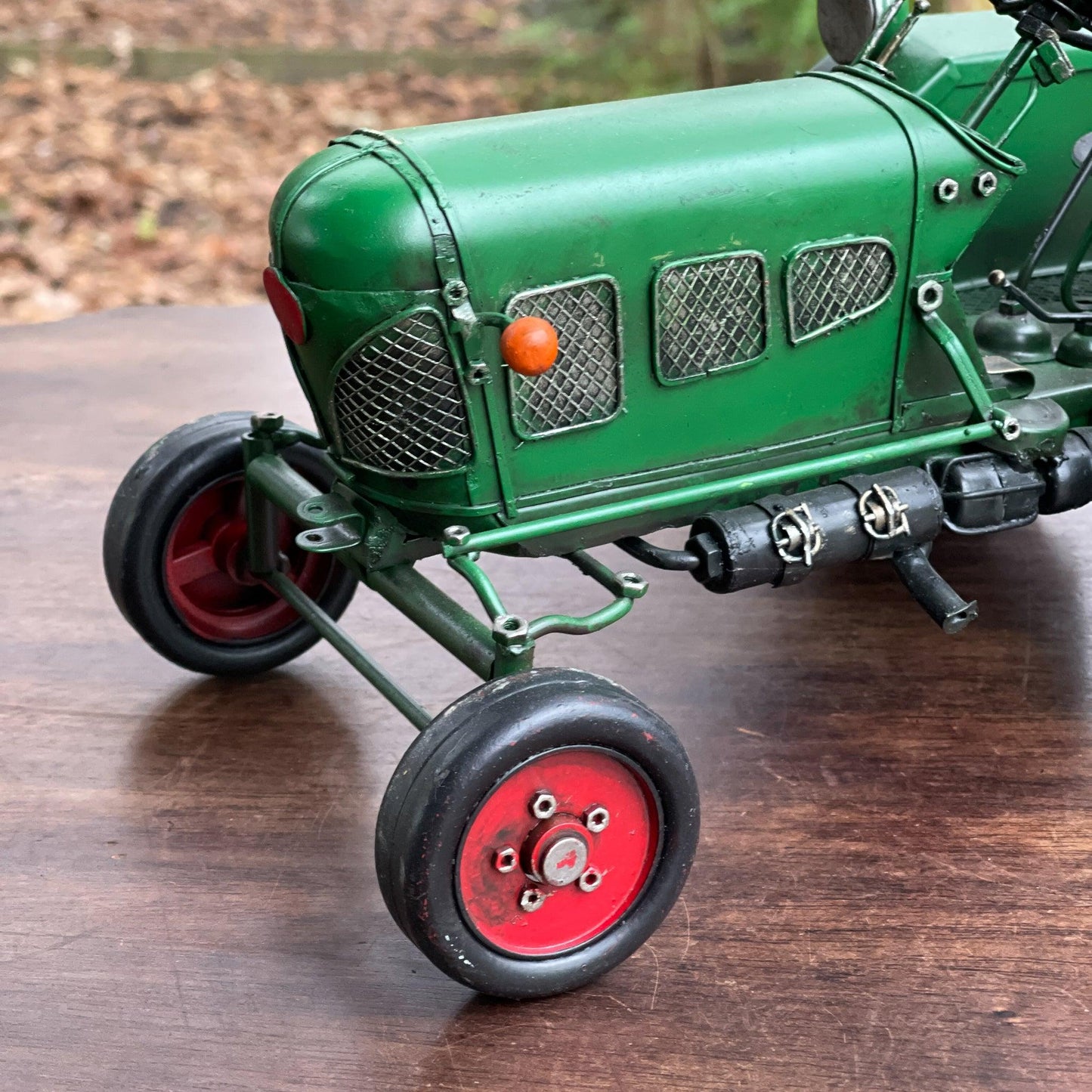 Tractor van metaal - Bamestra Curiosa