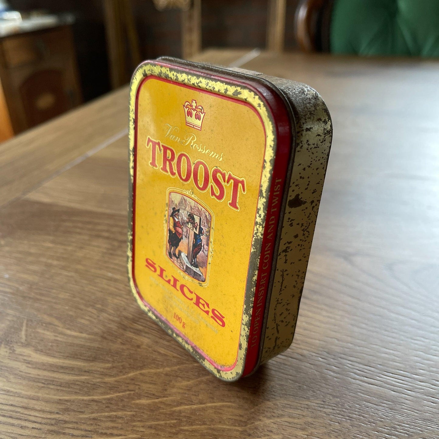 Troost Slices blikje - Bamestra Curiosa