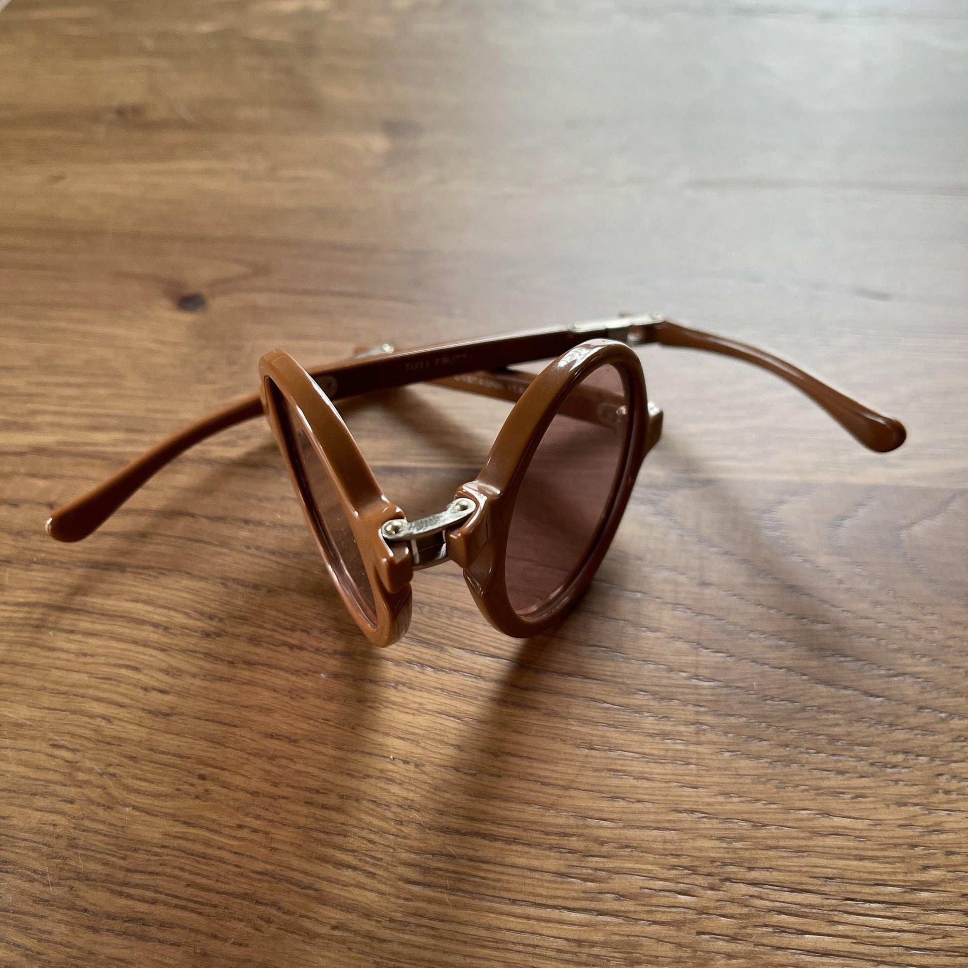 TuttiFrutti opvouwbare zonnebril - Bamestra Curiosa