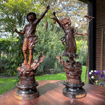 Twee beelden La Faucheuse & Le Pecheur - Bamestra Curiosa