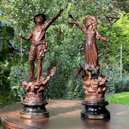 Twee beelden La Faucheuse & Le Pecheur - Bamestra Curiosa