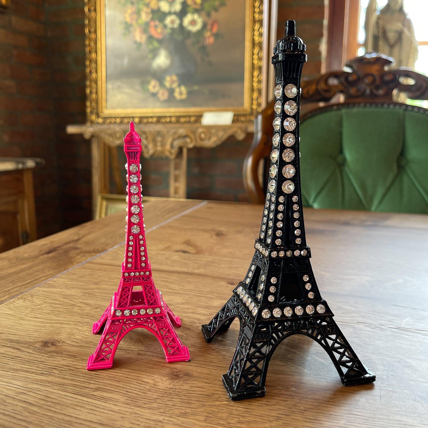 Twee decoratieve eiffeltorens met strass steentjes - Bamestra Curiosa