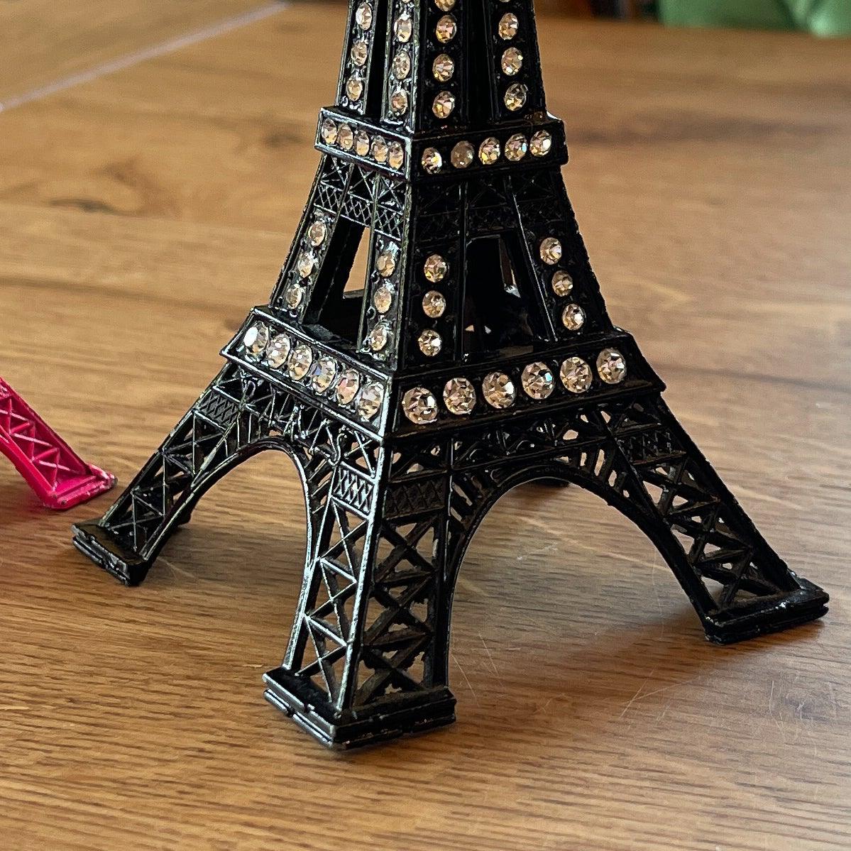 Twee decoratieve eiffeltorens met strass steentjes - Bamestra Curiosa