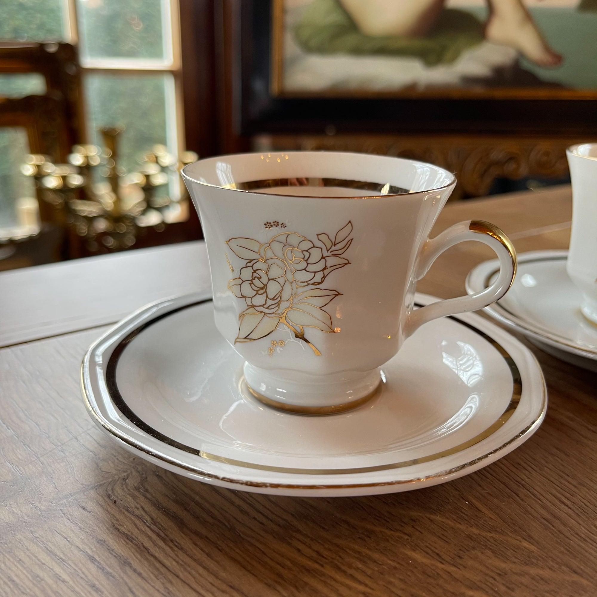 Twee kopjes met schoteltjes - The Collectionist