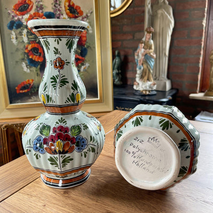 Twee Polychrome Trompetvazen - The Collectionist