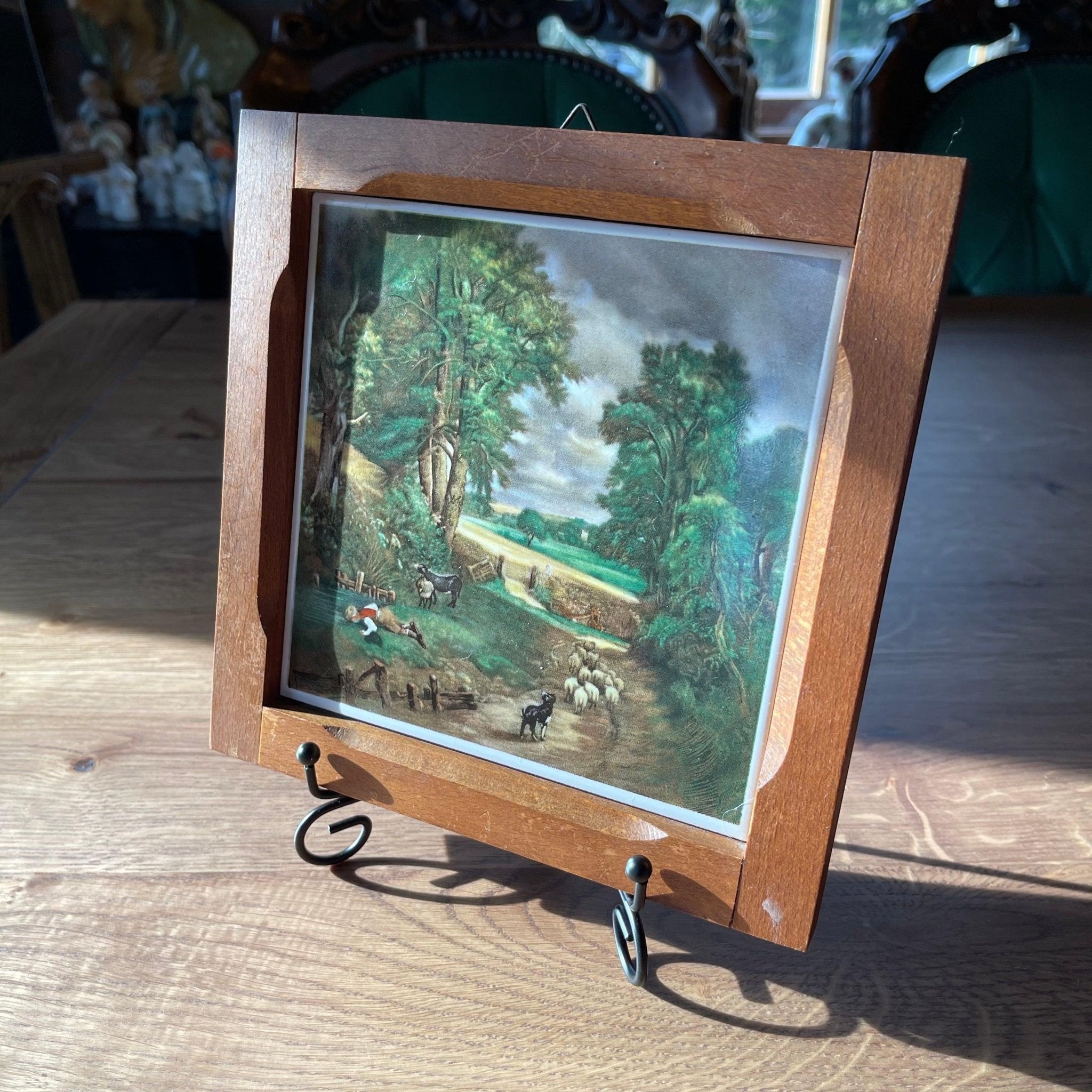 Twee wandtegels in houten lijst - The Collectionist