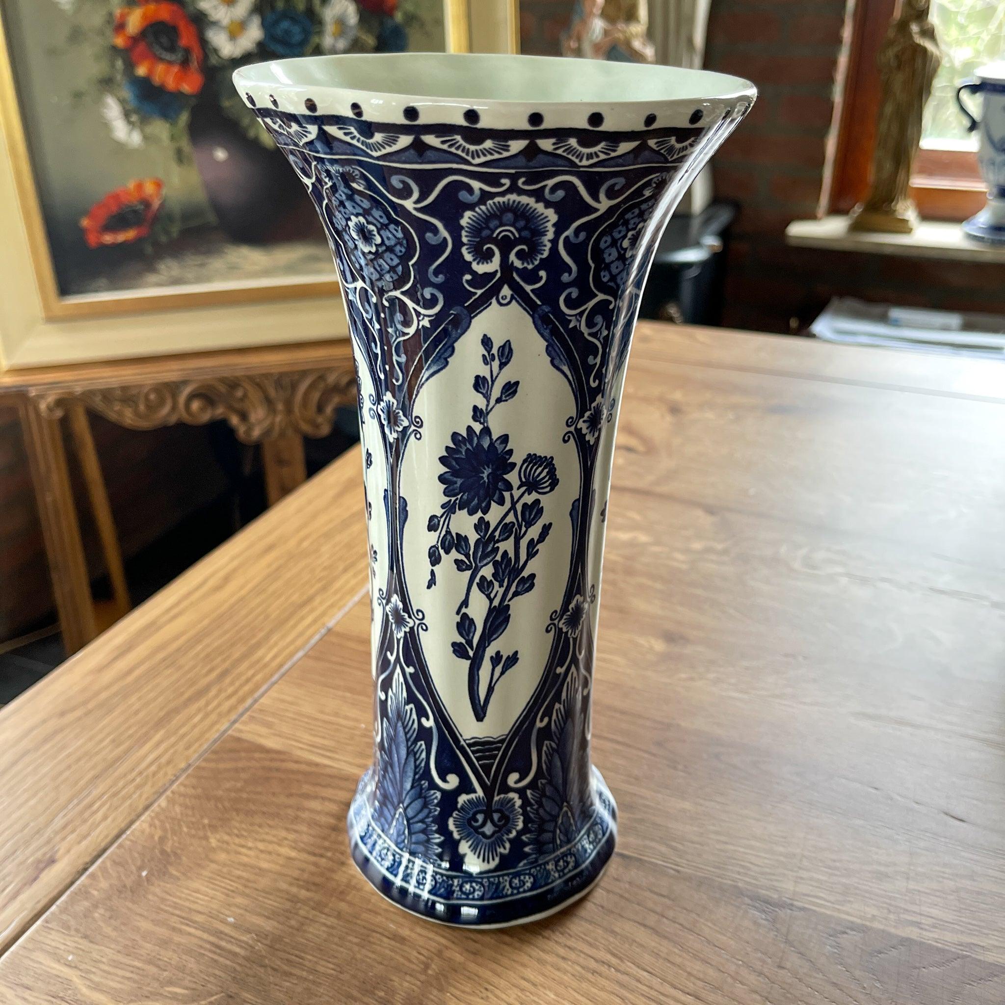 Vaas Delfts Blauw - The Collectionist