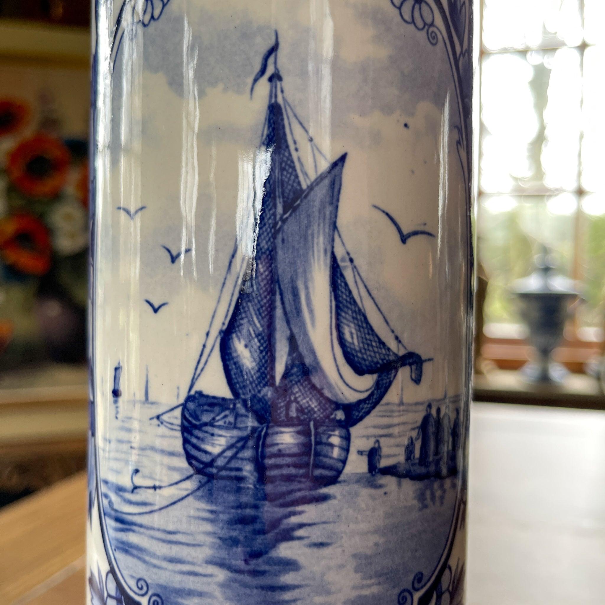 Vaas Delfts Blauw - The Collectionist