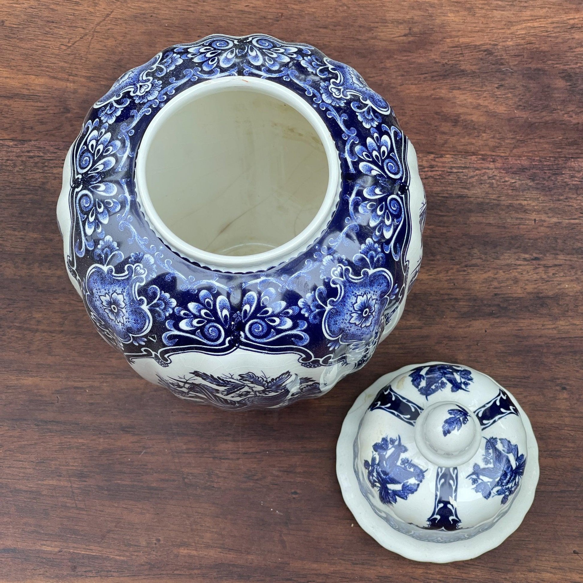 Vaas met deksel in Delfts Blauw - Bamestra Curiosa