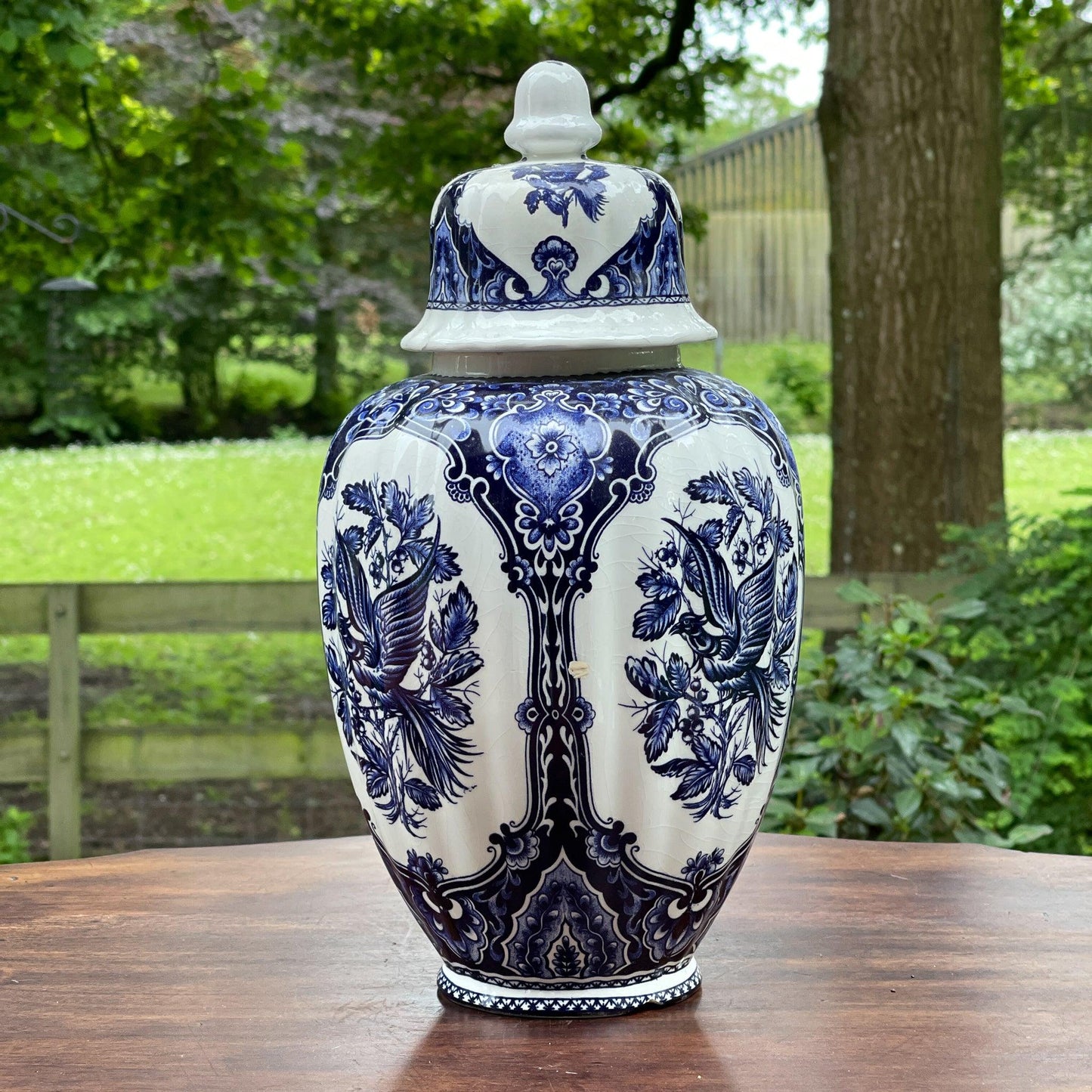 Vaas met deksel in Delfts Blauw - Bamestra Curiosa