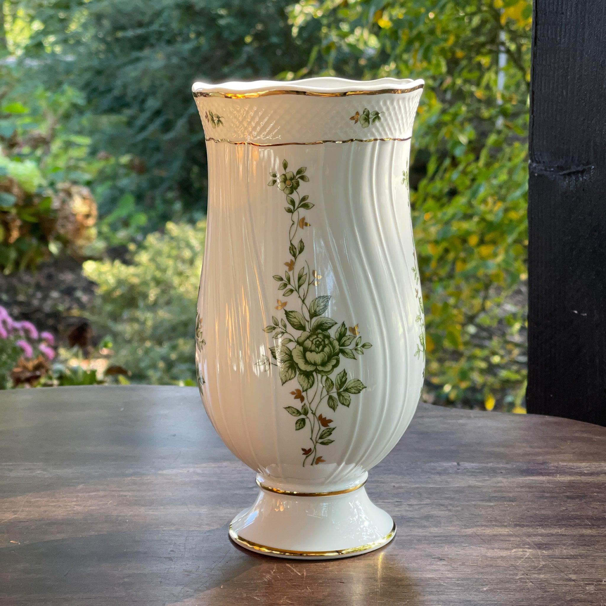 Vaas van Hollóháza porselein - The Collectionist