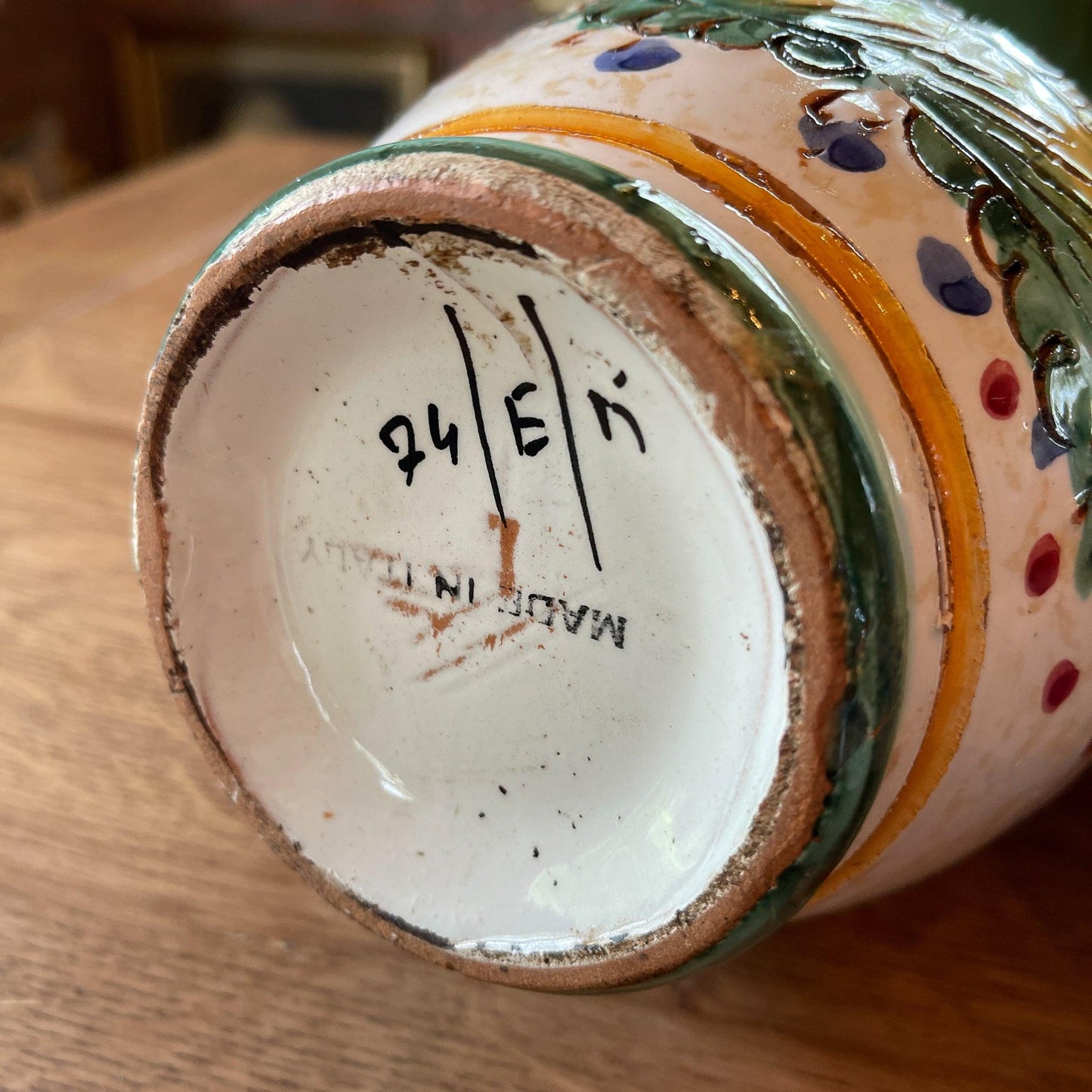 Vaasje met vogel - Bamestra Curiosa