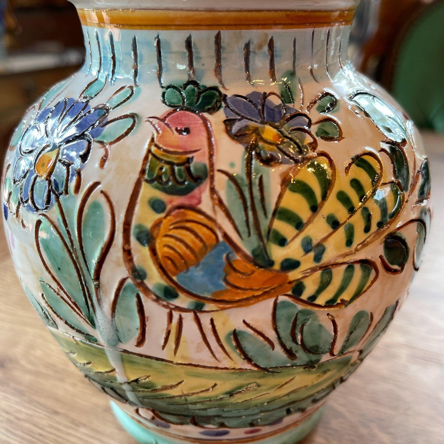 Vaasje met vogel - Bamestra Curiosa