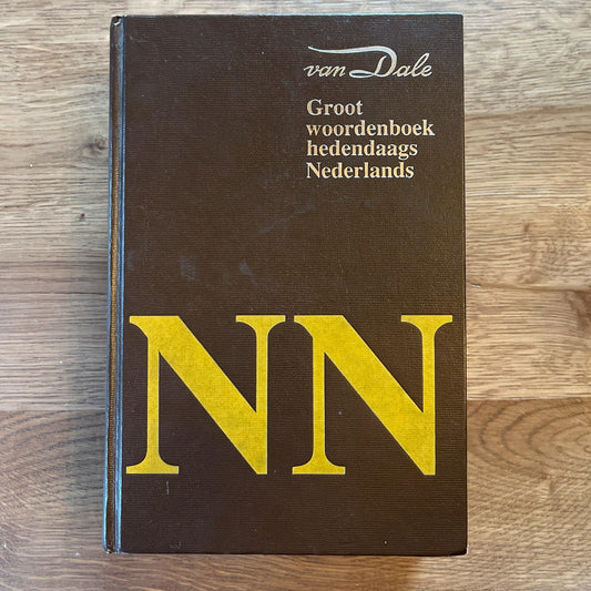 Van Dale Groot woordenboek hedendaags Nederlands - Bamestra Curiosa