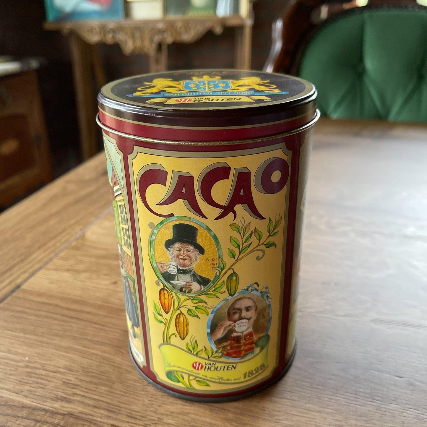 Van Houten Cacao blik - Bamestra Curiosa