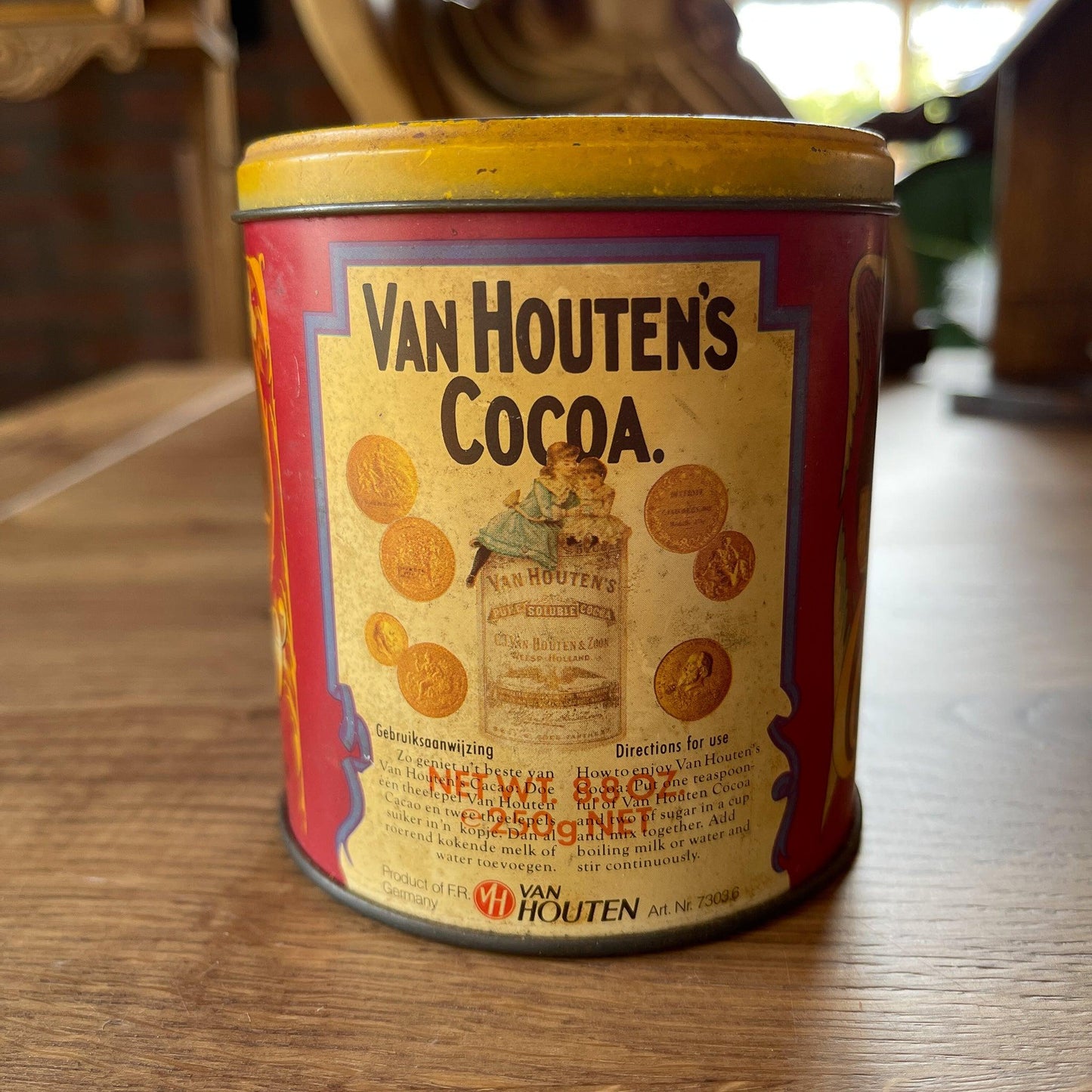 Van Houten's Cacao blik - Bamestra Curiosa