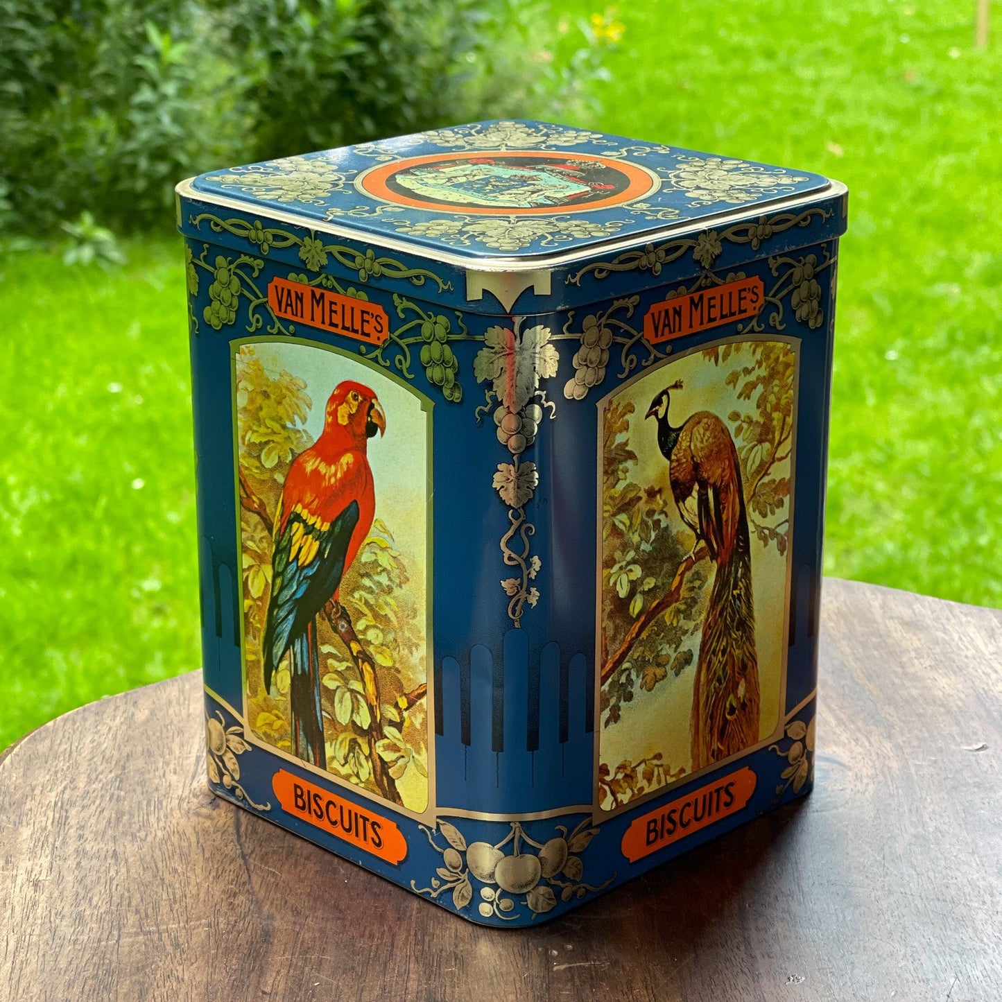 Van Melle's Biscuits blik met vogels - Bamestra Curiosa