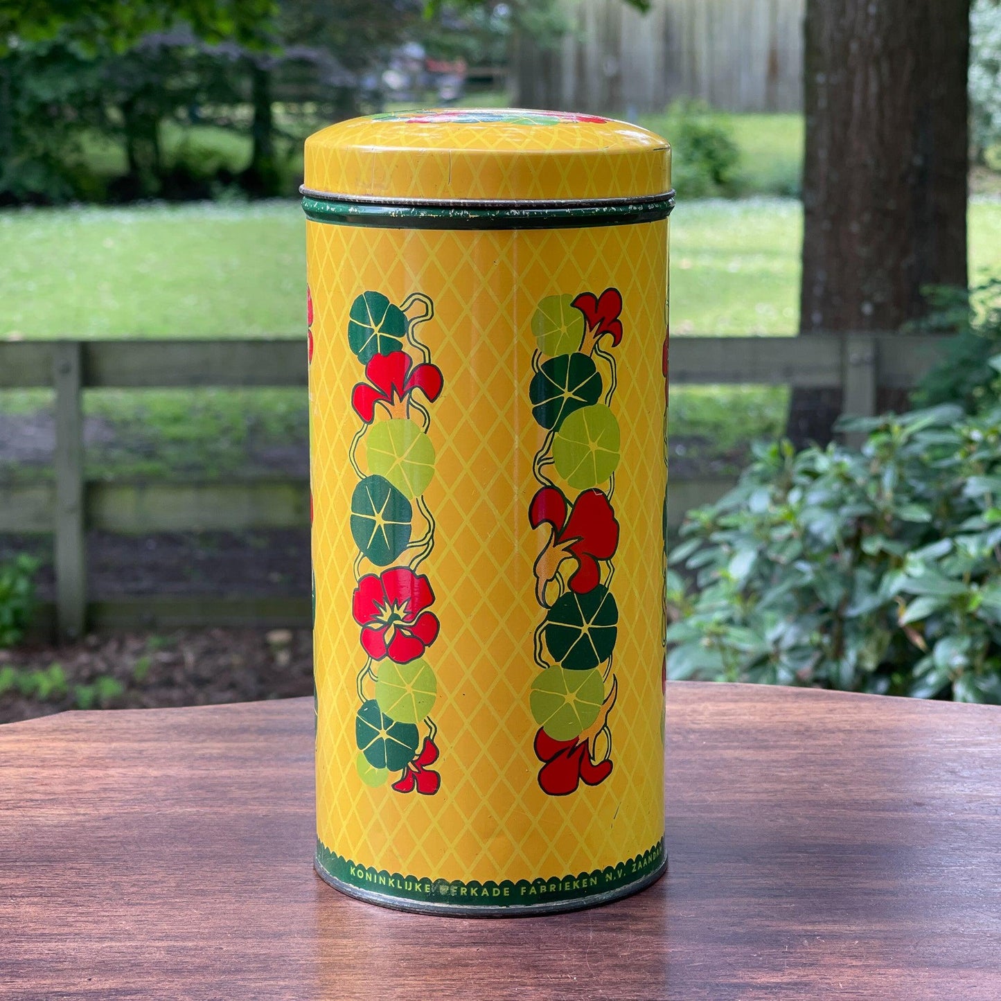 Verkade beschuitbus - Bamestra Curiosa