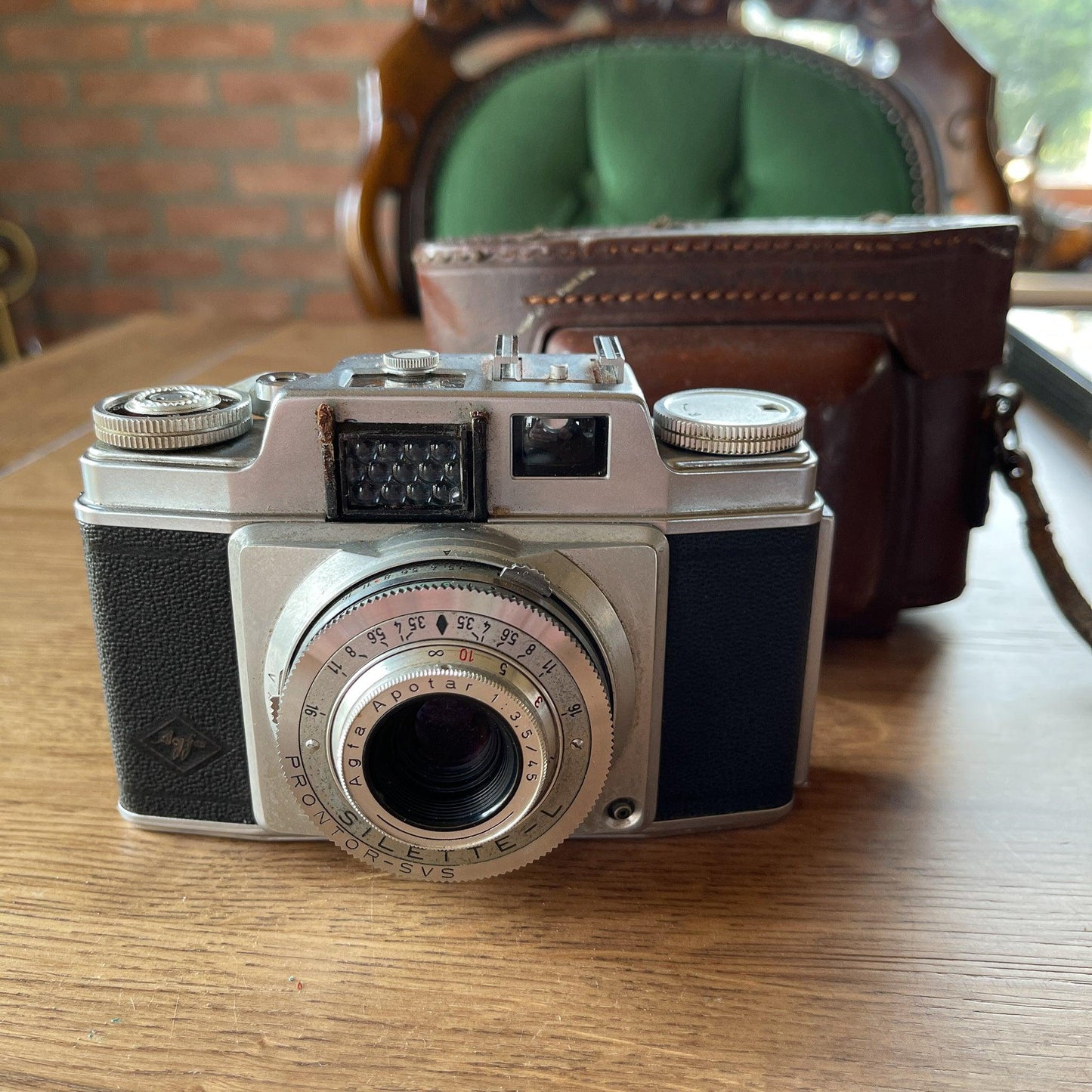 Vintage Agfa Silette-L camera - Bamestra Curiosa
