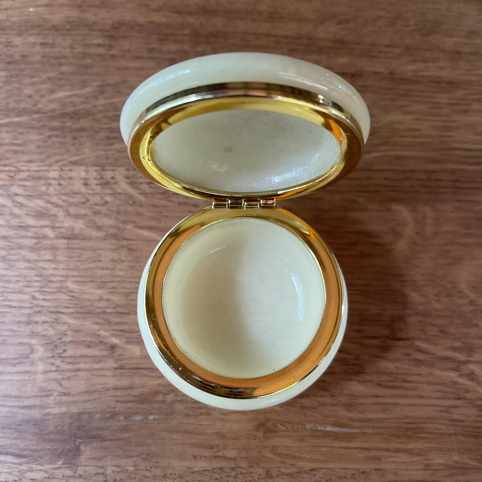 Vintage albast pillendoosje met roos - The Collectionist