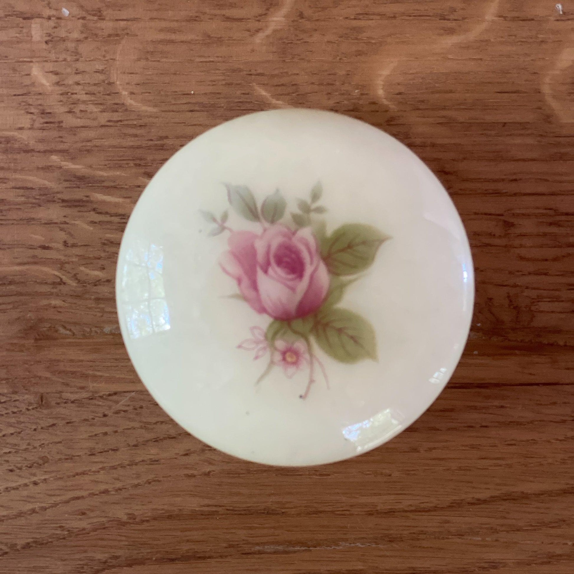 Vintage albast pillendoosje met roos - Bamestra Curiosa