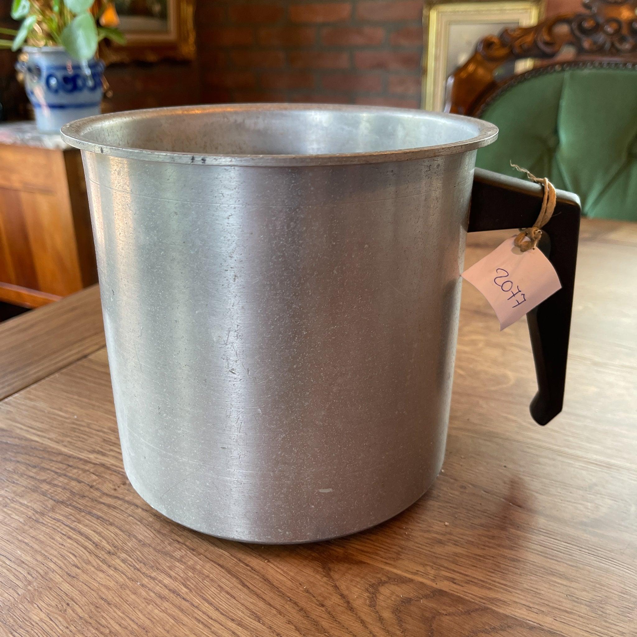 Vintage aluminium melkkoker - The Collectionist