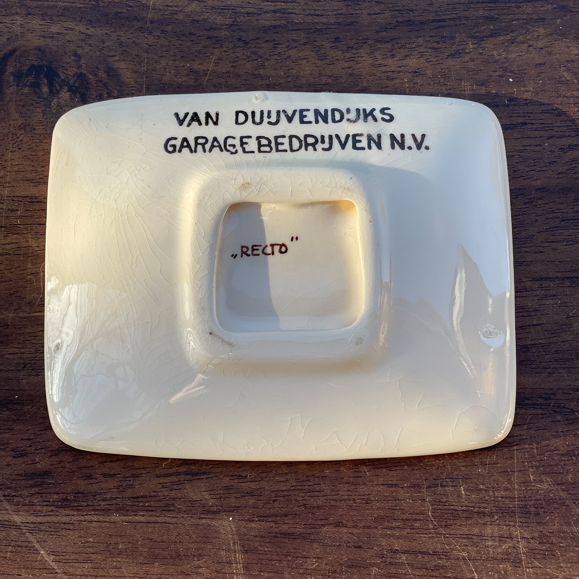 Asbak Met Afbeelding Van Een Renault - Bamestra Curiosa