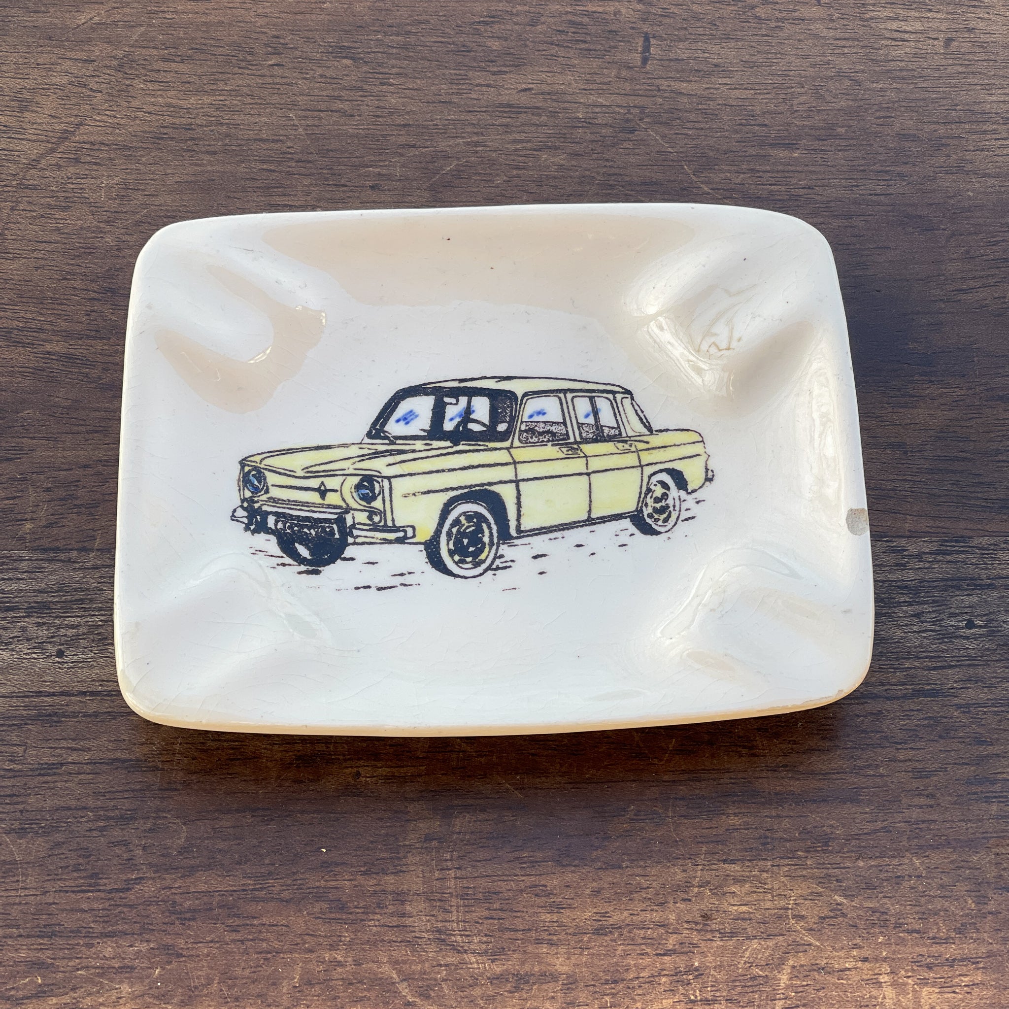 Asbak Met Afbeelding Van Een Renault - Bamestra Curiosa