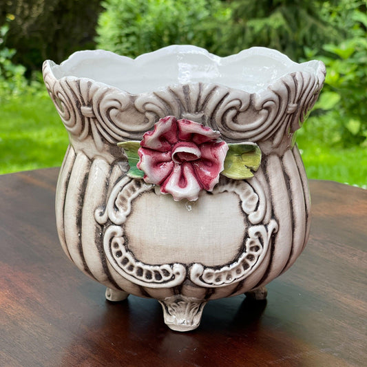Vintage Bassano bloempot met roos - Bamestra Curiosa