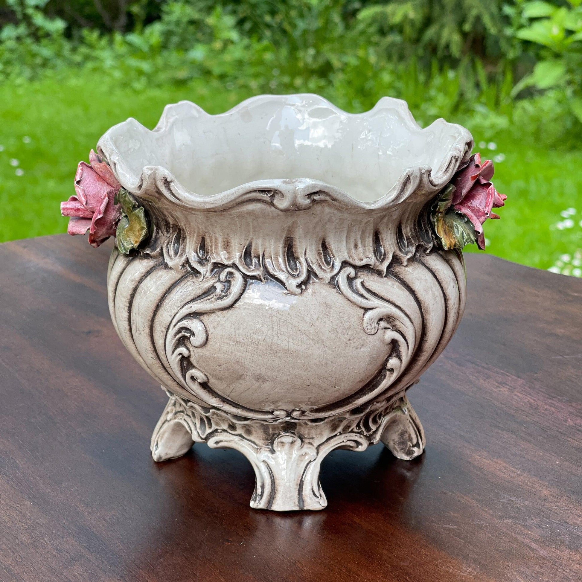 Vintage Bassano bloempot met roosjes - Bamestra Curiosa