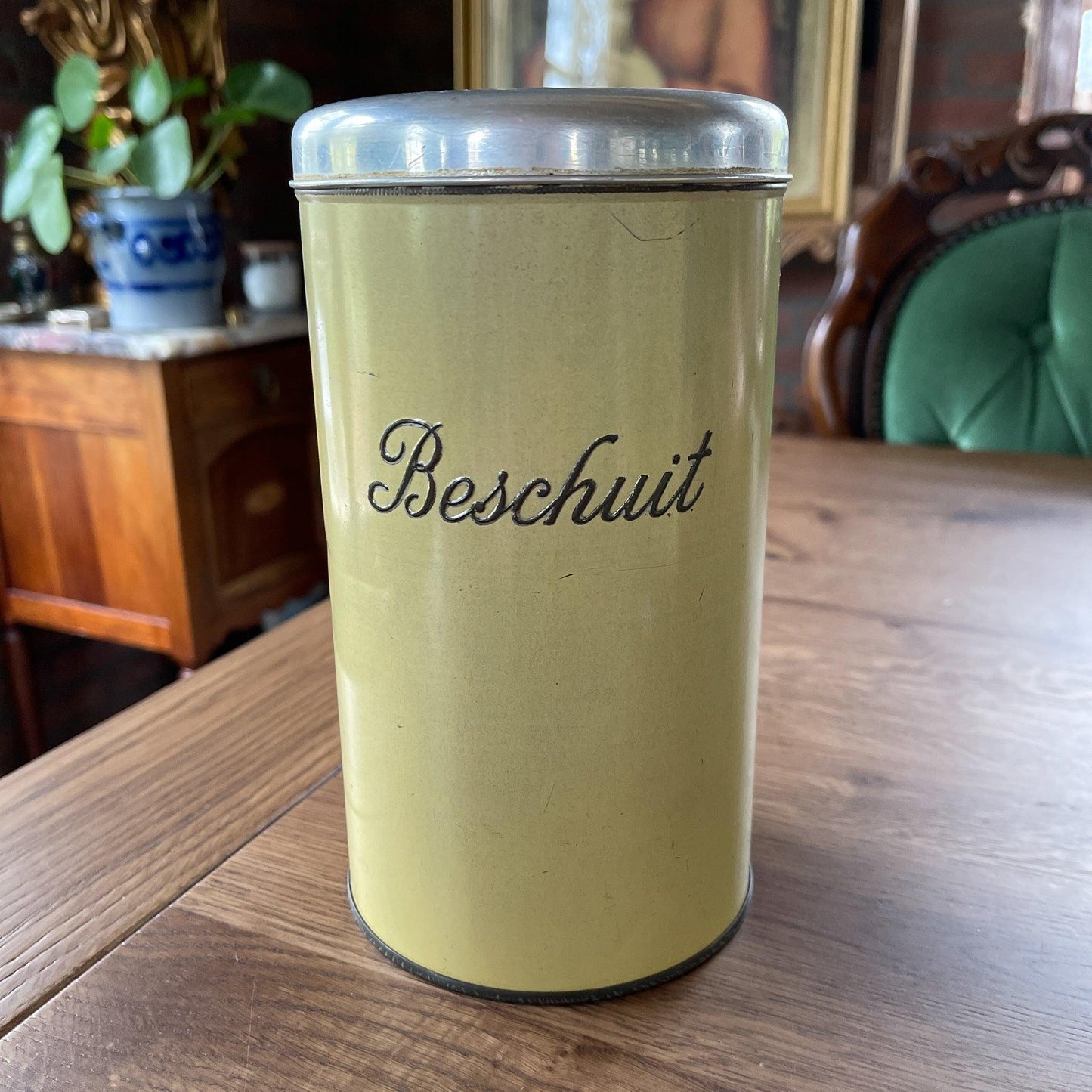 Vintage beschuitbus - Bamestra Curiosa