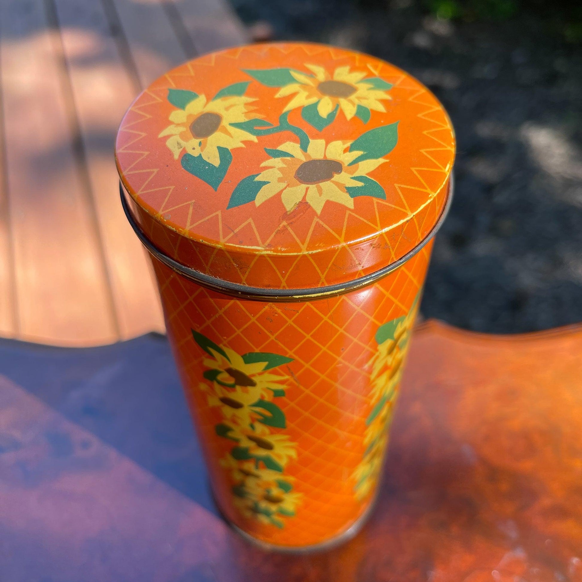 Vintage beschuitbus van Verkade - Bamestra Curiosa