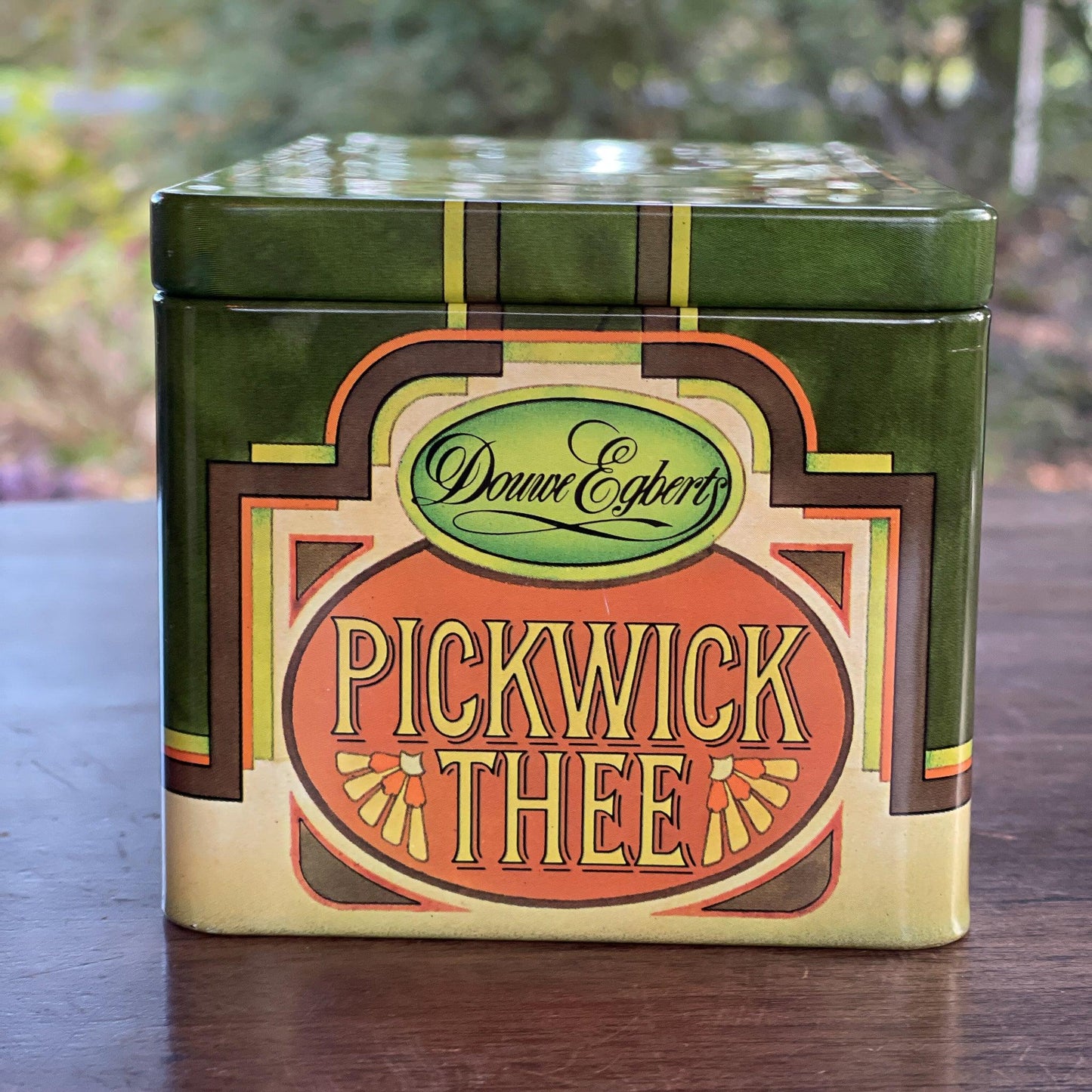 Vintage bewaarblik voor thee van Douwe Egberts Pickwick - Bamestra Curiosa