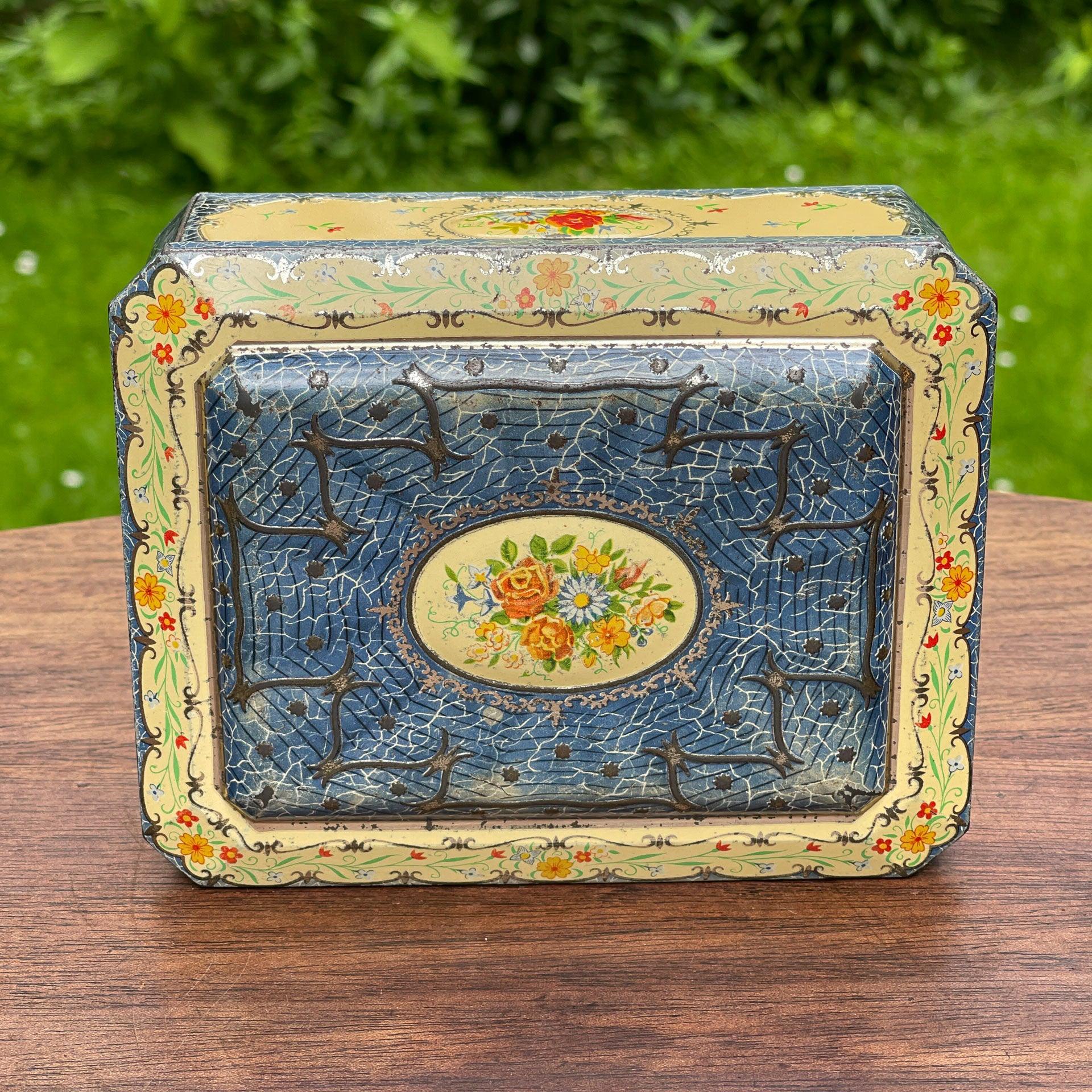 Vintage blik met bloemen - Bamestra Curiosa