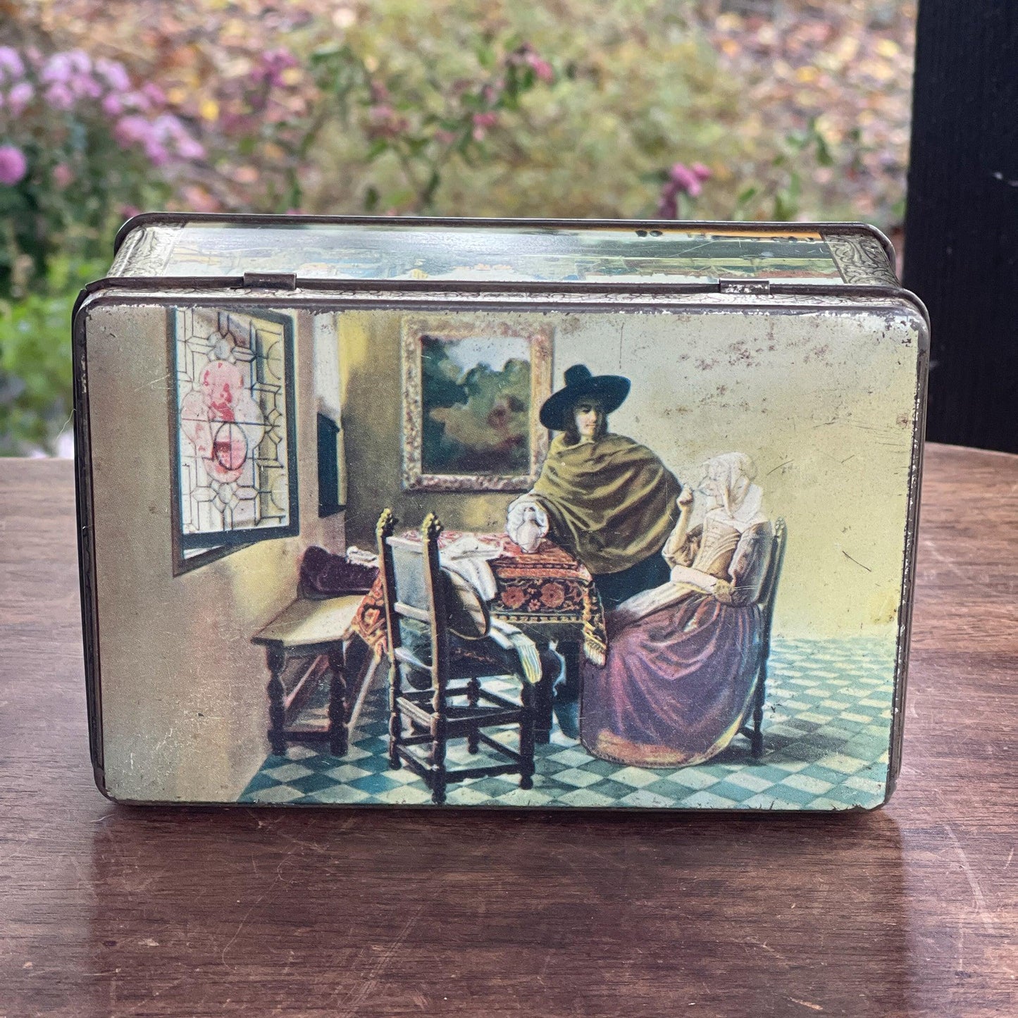 Vintage blik met Hollandse taferelen van het merk HUS - Bamestra Curiosa