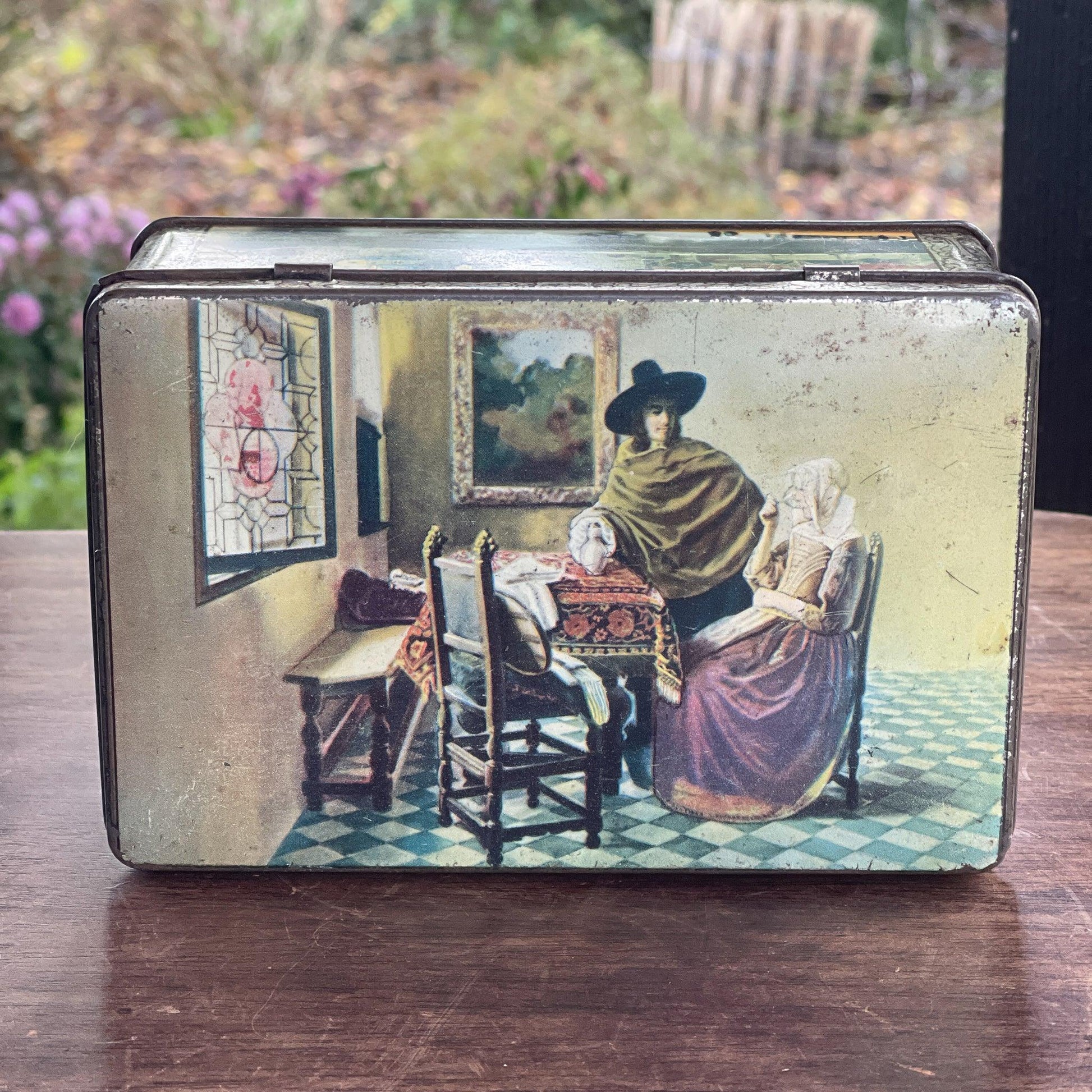 Vintage blik met Hollandse taferelen van het merk HUS - Bamestra Curiosa