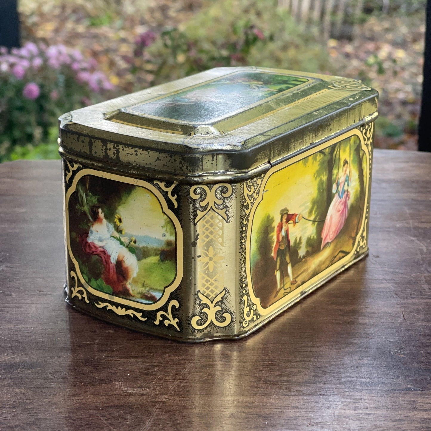 Vintage blik met romantische voorstellingen - Bamestra Curiosa