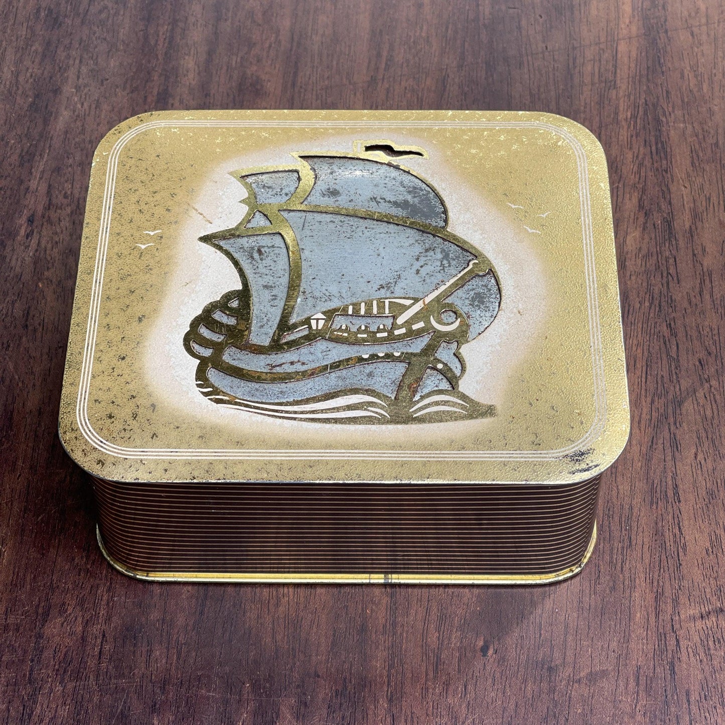 Vintage blik met zeilschip - Bamestra Curiosa