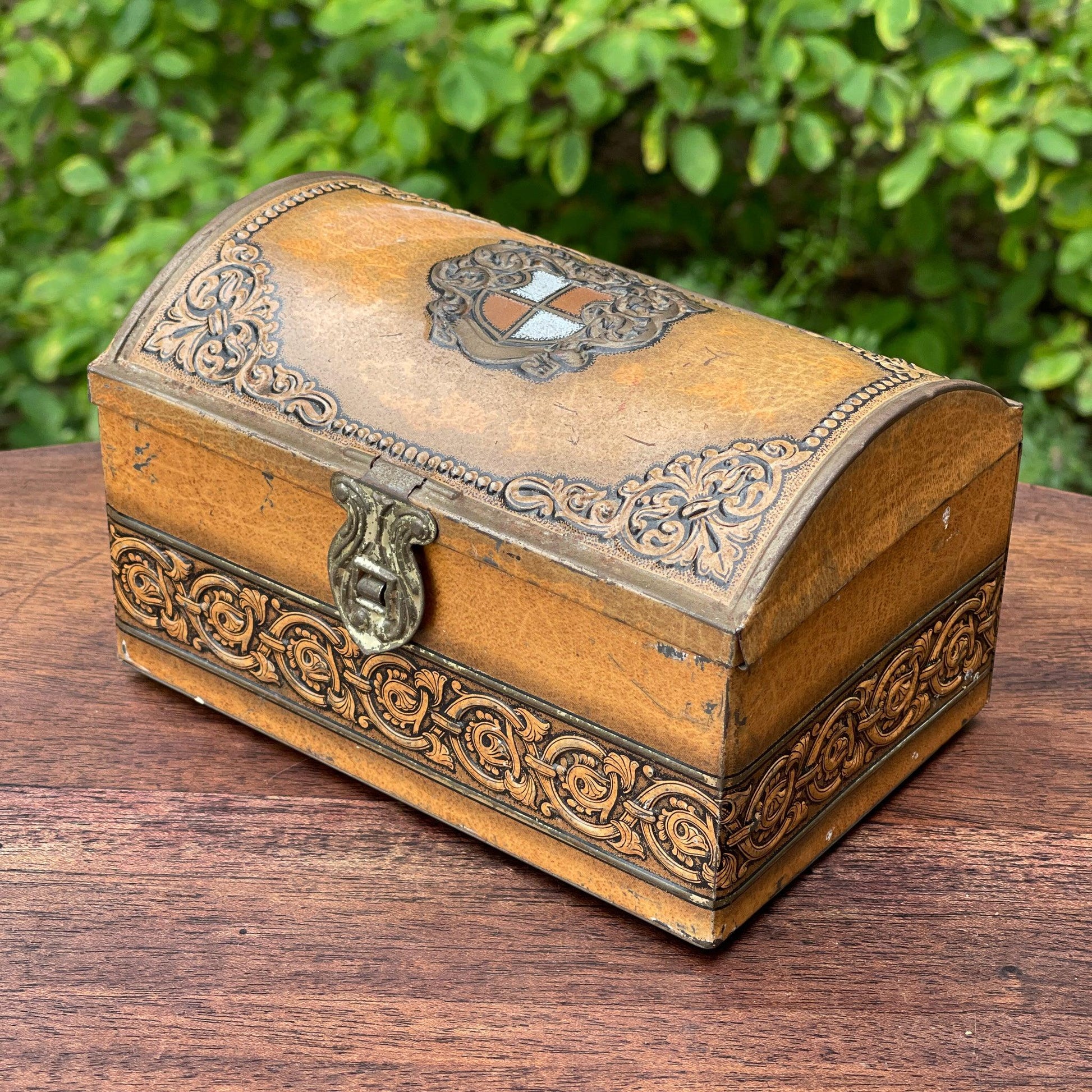 Vintage blik van GBC - Bamestra Curiosa